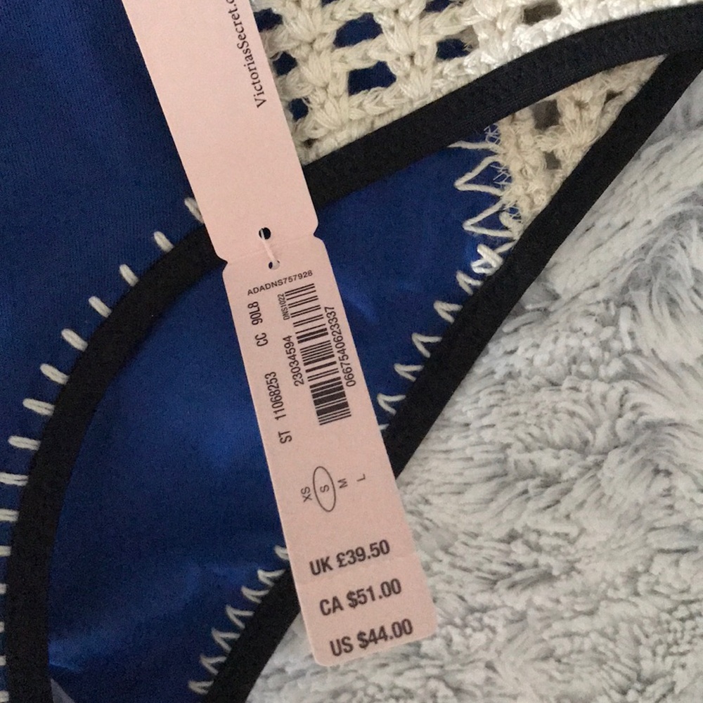 Victoria Secret Swim Bikini Bottom NWT - Picture 4 of 4